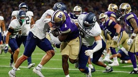 Jonah Coleman scores 5 TDs as Washington routs UC Davis 70-10