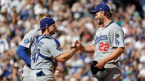 Clayton Kershaw takes shutout into 6th inning, beats Seattle Mariners 6-1 in final regular season start