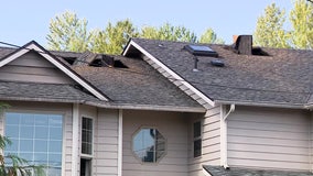 Man rescued, another found dead in Everett, WA house fire