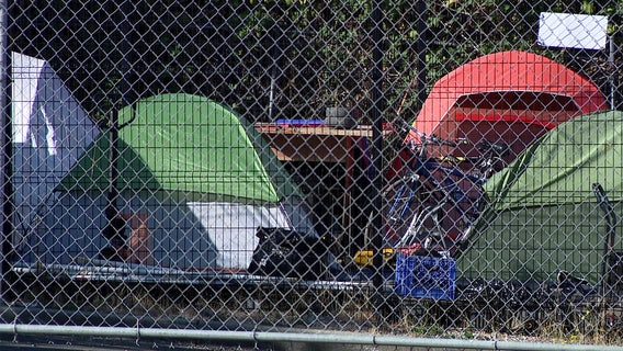 Man accused of kidnapping, molesting 5-year-old girl in Seattle tent city