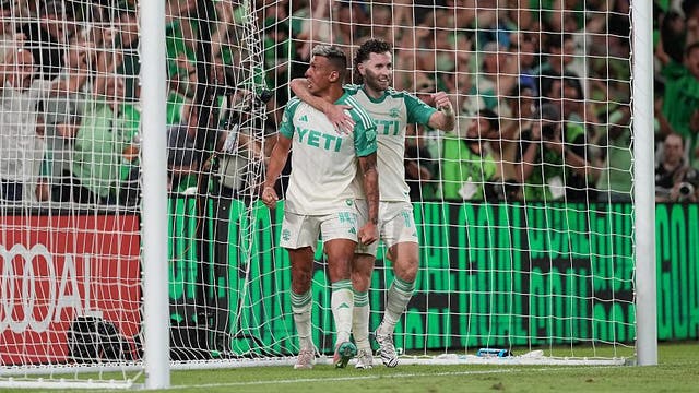 Myrto Uzuni stoppage time goal sinks Seattle Sounders in 2-1 loss to Austin FC
