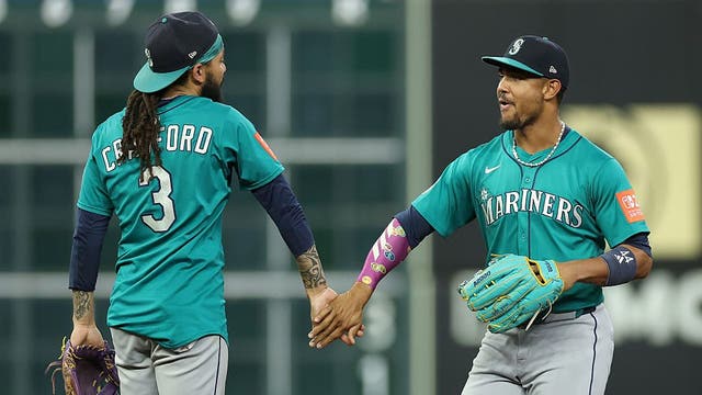 Seattle Mariners' playoff scenarios: M's on verge of winning AL West