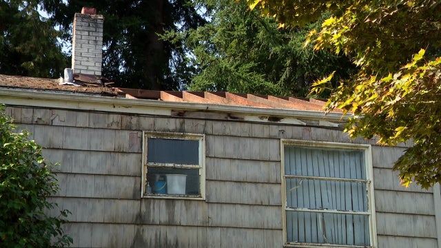 Seattle Navy veteran scammed thousands in roof repair scheme