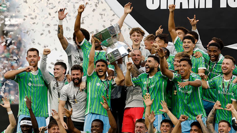 sounders win leagues cup photo