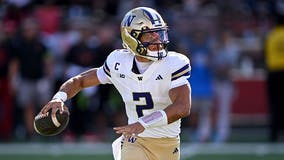Demond Williams Jr. has career highs in passing and rushing to lead Washington over Rutgers 38-19