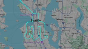 Pilot draws Mariners trident over Seattle with flight path