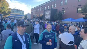 Fans spend hump day cheering for Seattle Mariners on home turf for ALCS Game 3