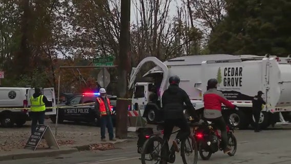 Police investigate deadly crash in Seattle's Eastlake neighborhood