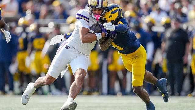 Michigan Wolverines defeat Washington Huskies 24-7
