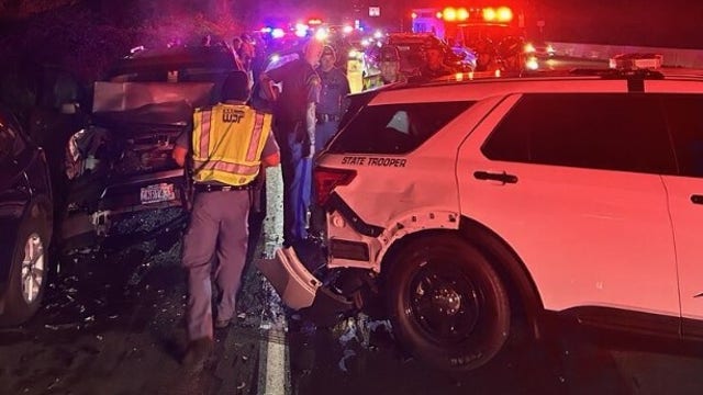 Trooper, driver hurt after I-5 crash near Milton, WA; suspected DUI driver in custody