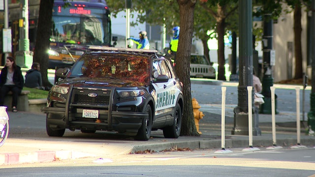 Man stabbed, suspect arrested in downtown Seattle