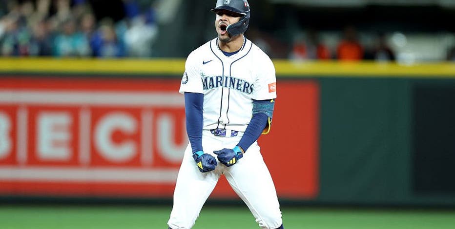 Julio Rodríguez RBI double in 8th inning gives Seattle Mariners 3-2 win over Tigers in Game 2 of ALDS