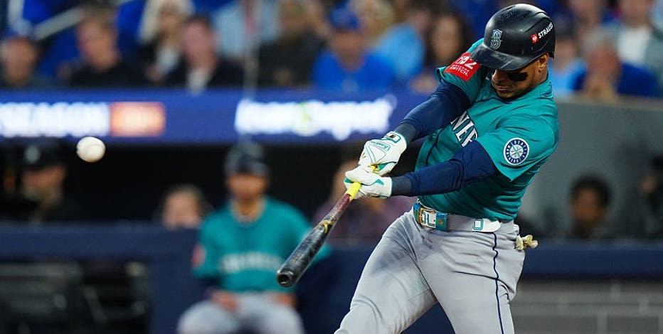 Jorge Polanco leads power surge as Seattle Mariners beat Blue Jays 10-3 in Game 2 of ALCS