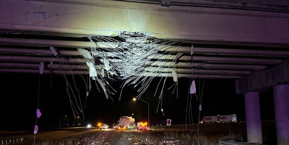 I-90 West to stay closed near Cle Elum, WA through next week as crews demolish overpass