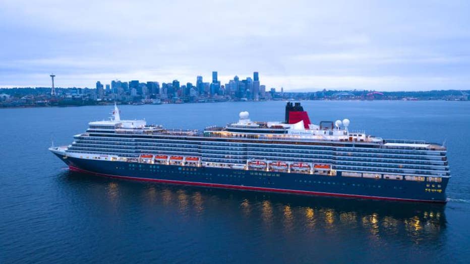 Cruise ship Queen Elizabeth