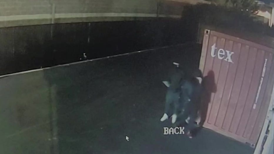 King County deputy thwarts potential armed robbery in Shoreline