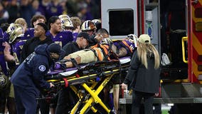 Washington WR Raiden Vines-Bright leaves game in ambulance after taking big hit