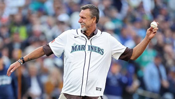Seattle Mariners to retire Randy Johnson's No. 51 in May