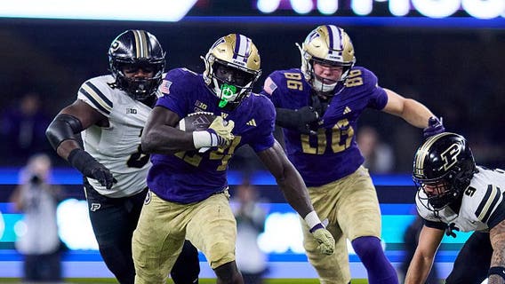 Adam Mohammed scores three TDs as Washington rolls Purdue 49-13