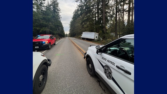 Deadly commercial vehicle crash shuts down Highway 104 in Kitsap County, WA
