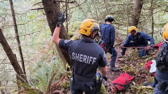 WA dirt biker falls down cliff during photograph, airlifted to Tacoma hospital