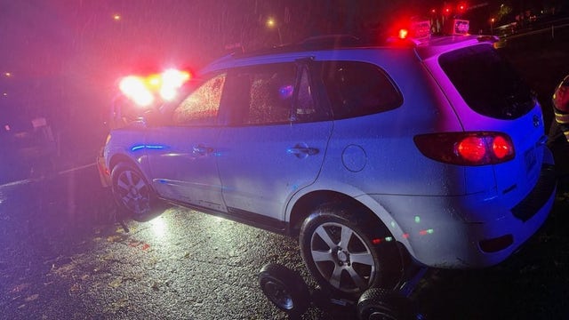 Police chase down stolen car, arrest 3 in Des Moines, WA