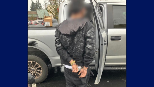 Police arrest 30-year-old man with teen girl at WA motel