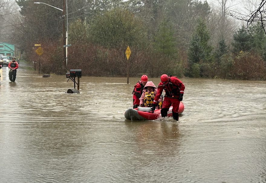 Skykomish River flooding swamps homes, shuts down 203 outside Monroe, WA