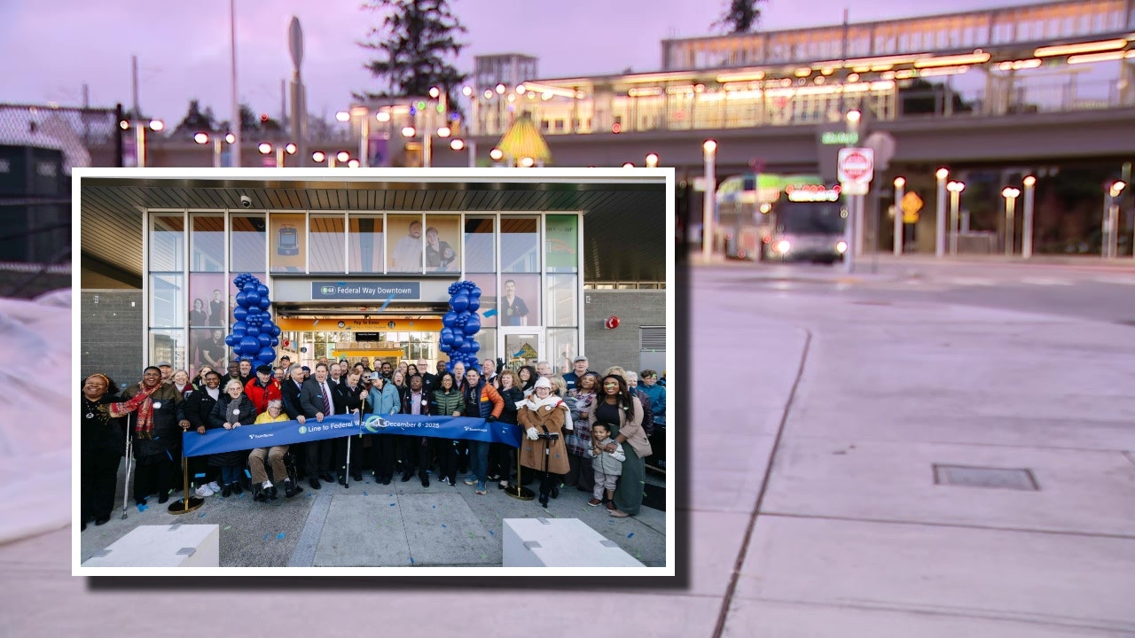 Federal Way, WA light rail expansion officially opens to public