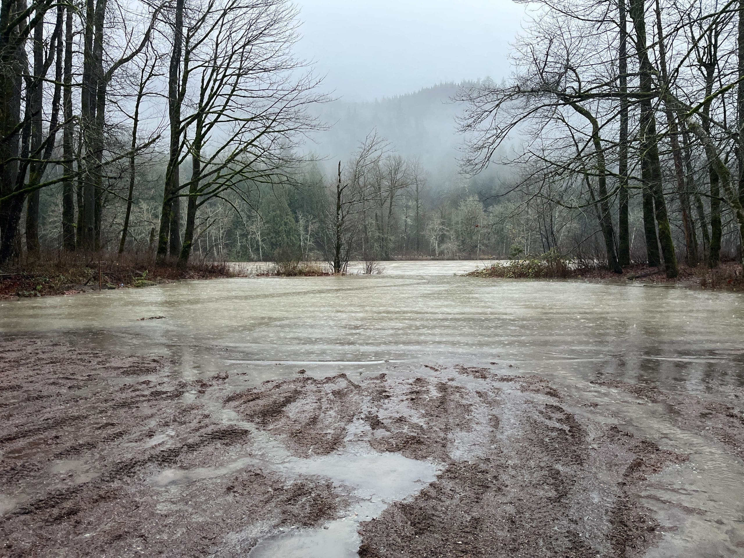 WA declares emergency as historic flooding puts 100K at risk of evacuation