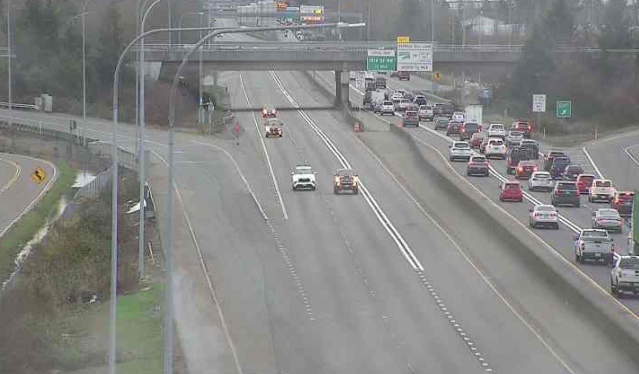 SR-167 back open in Kent, WA after flooding closes highway