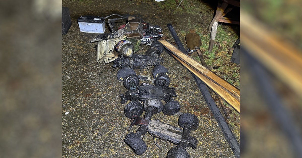 Everett Fire warns of holiday fire risk from batteries | FOX 13