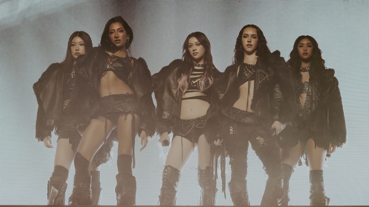 KATSEYE brings high-energy show to Seattle's WAMU Theater