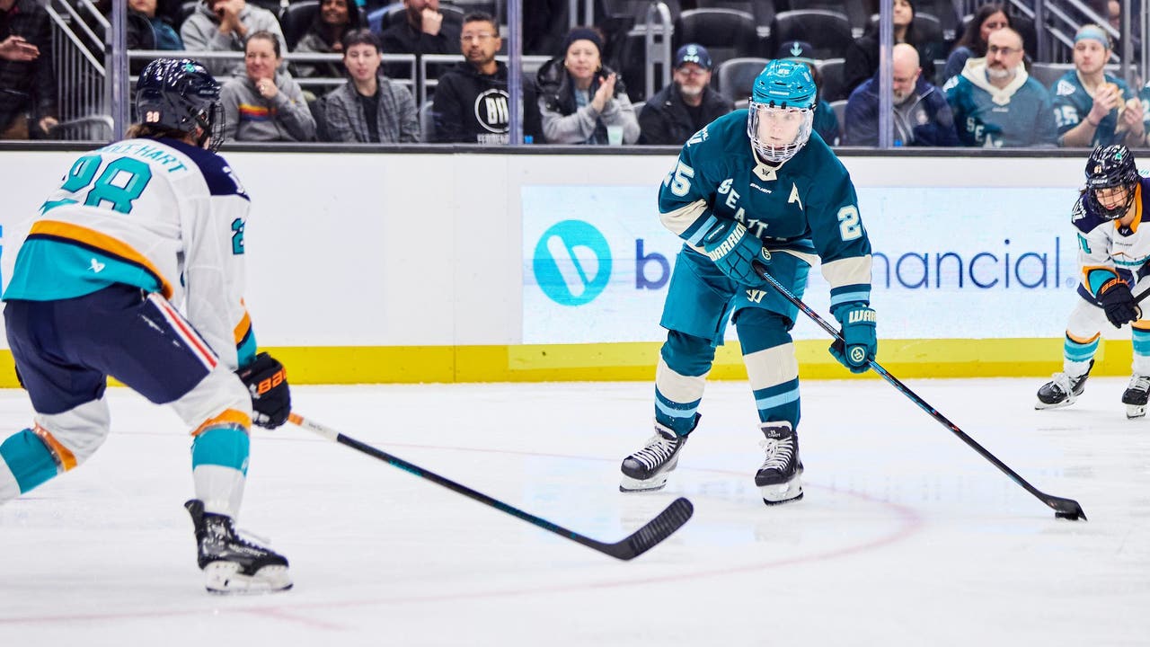 Two late power play goals give Seattle Torrent first win, 2-1, over Sirens