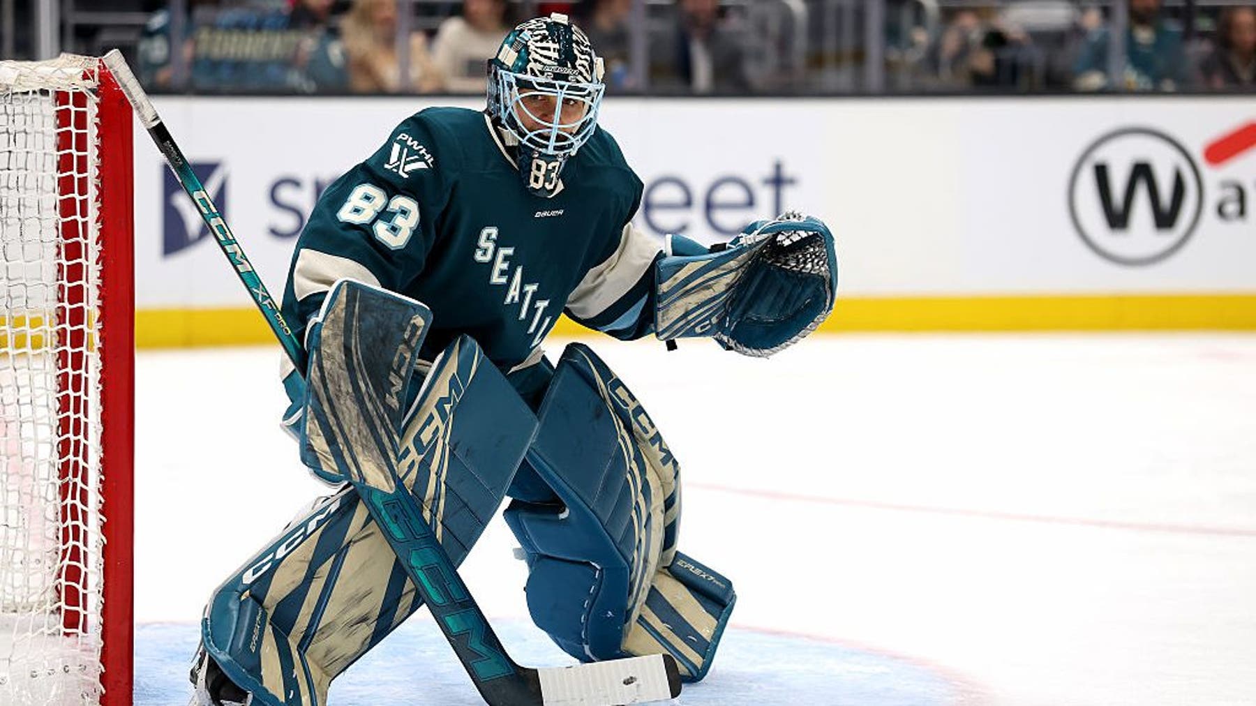 Hannah Murphy makes 37 saves as Seattle Torrent beat Victoire 2-1