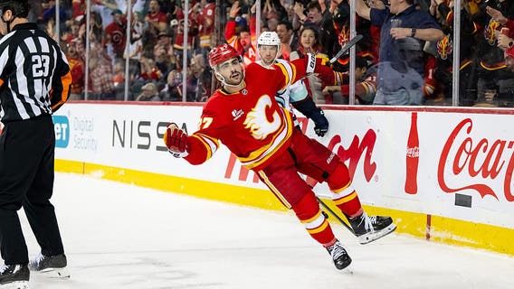 Seattle Kraken allow three third period goals, lose 4-2 to Flames