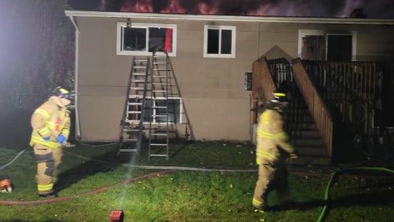 1 dead, 1 hospitalized after house fire in Lakewood, WA