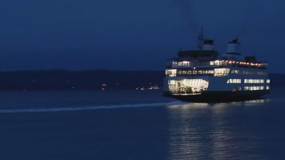 Crews race to restore power on Whidbey Island, WA, after windstorm