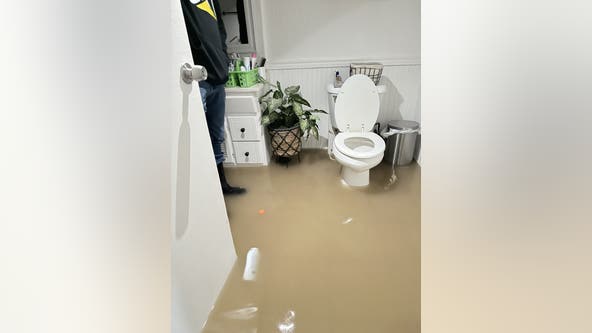 Skagit River flooded homes in Burlington, WA, residents still evacuated Friday