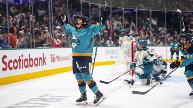 Casey O'Brien's hat trick sinks Seattle Torrent in 4-3 loss to Sirens