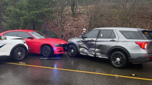 Man pushes WA trooper down, steals patrol vehicle on I-5 in Seattle