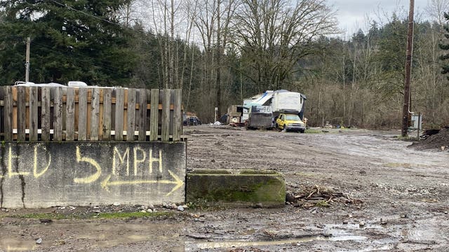 'Muddy mess': Pierce County, WA RV park residents continue flood clean-up