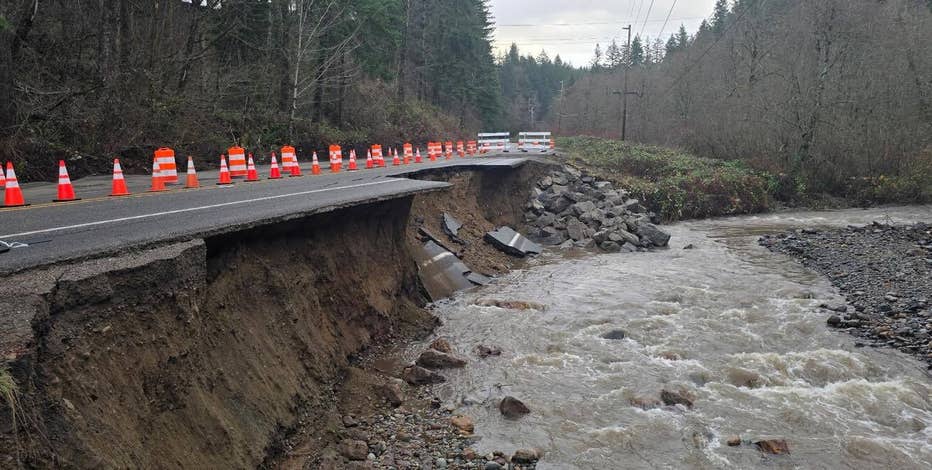LIVE UPDATES: Road closures, power outages, flooding in western WA