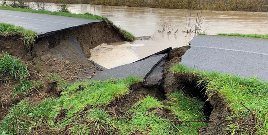 LIVE UPDATES: Washington flooding, road closures, evacuations