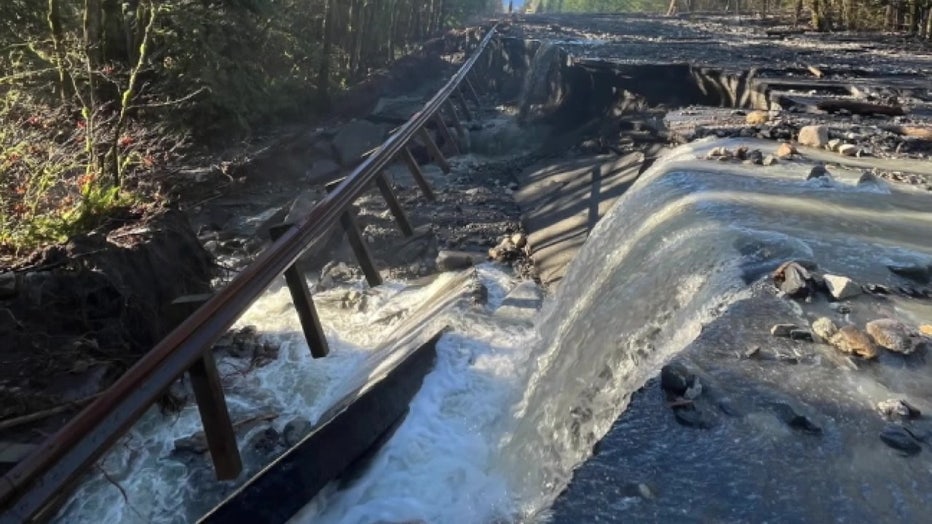 SR 410 White River washout repairs