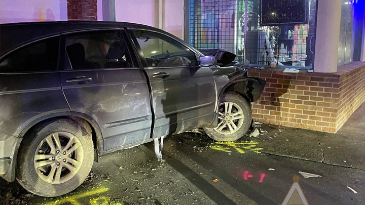 High-speed crash into Poulsbo, WA, building leads to DUI arrest