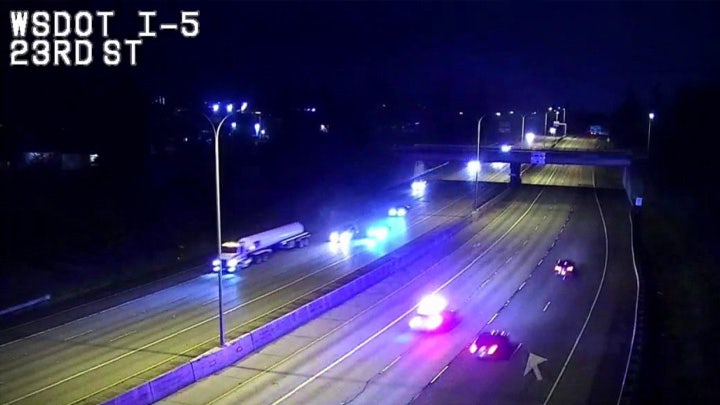 High-speed chase ends in crash, four detained in Snohomish County, WA