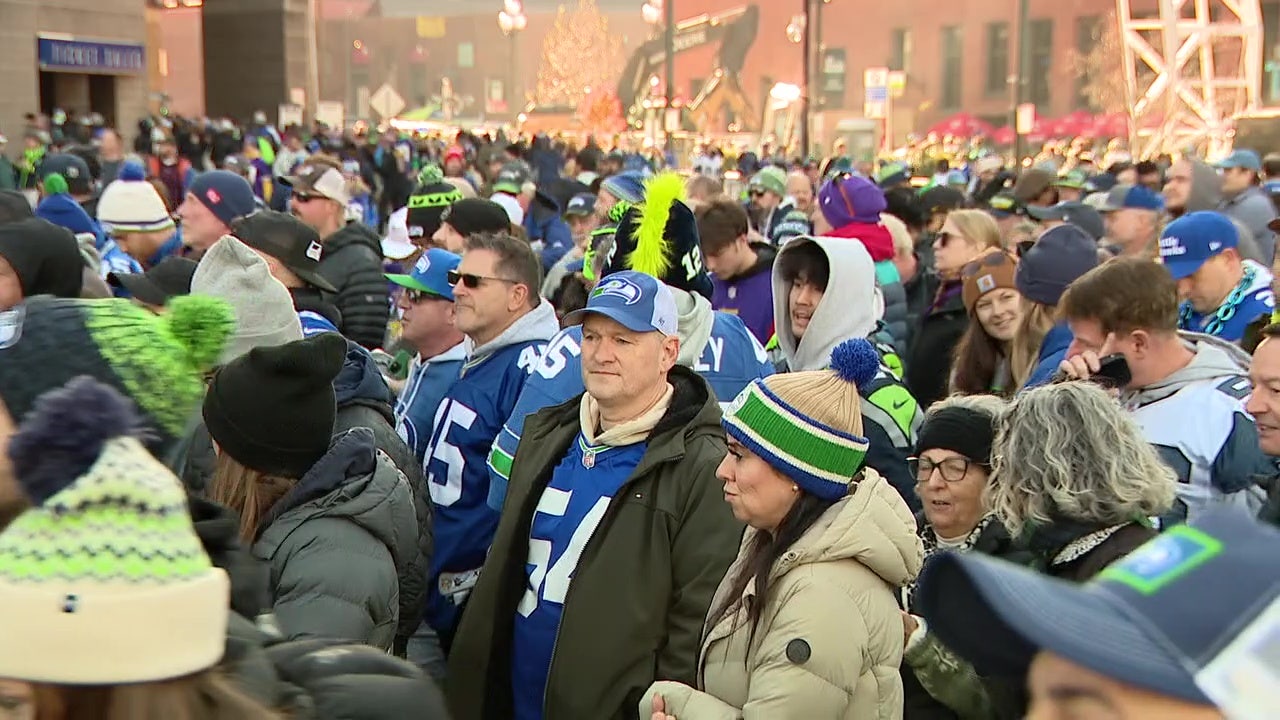 Seattle police, stores prepare for influx of 12s for NFC championship Game