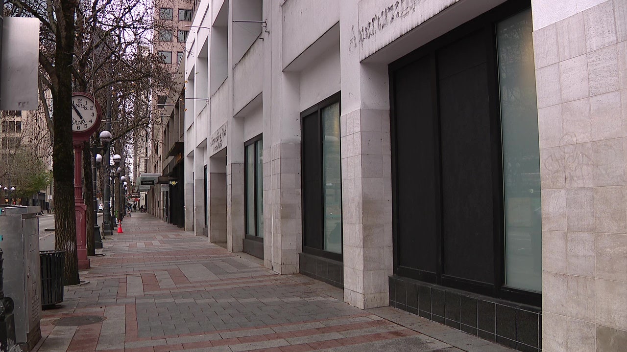 As stores and restaurants leave downtown Seattle, there's hope more will return