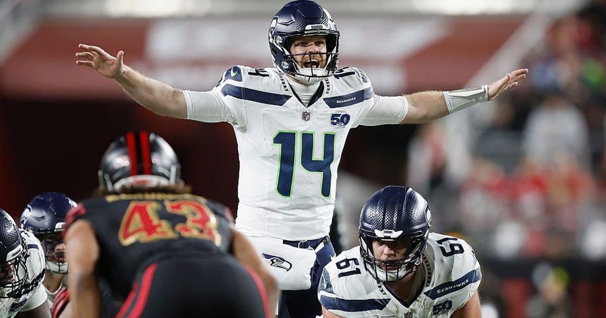 LIVE: 49ers vs Seattle Seahawks scores, updates in NFL divisional playoffs